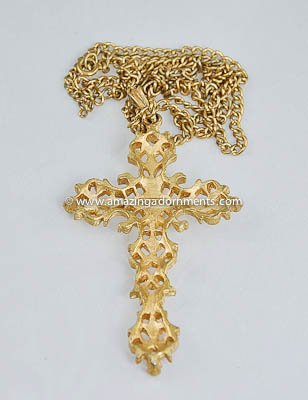Vintage Signed Avon Cross Pendant Necklace