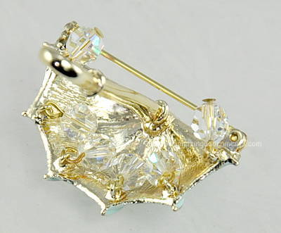 Vintage Lisner Brooch