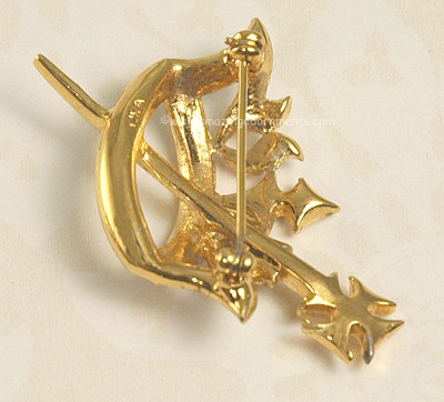 ORA Crown Pin