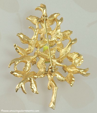 Cadoro Christmas Pin