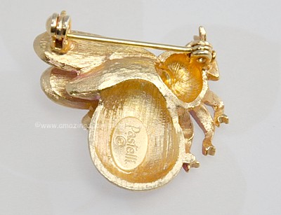 Pastelli Bee Pin