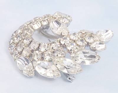 Vintage Clear Rhinestone Brooch