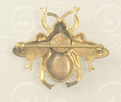 Joseff Bee Pin