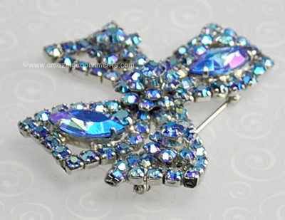 D&E Rhinestone Bow Pin