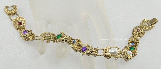 Unsigned Goldette Sliding Charm Bracelet