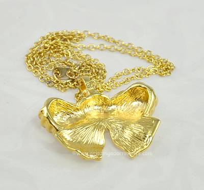 Unsigned Bow Pendant Necklace