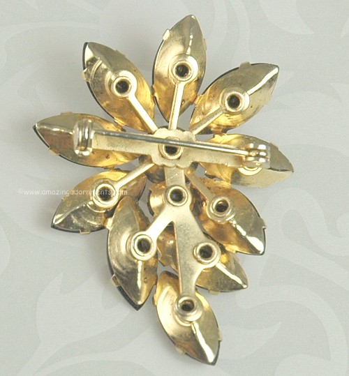 Unsigned Black Rhinestone Pin