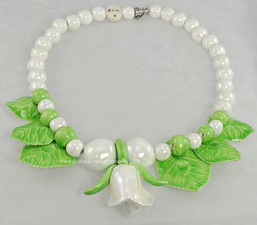 Vintage Signed Parrot Pearls Ceramic Flowers and Leaves Necklace