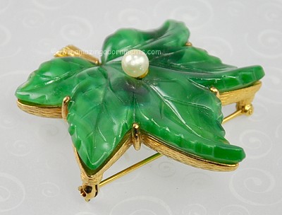 Ciner Sugar Maple Leaf Brooch