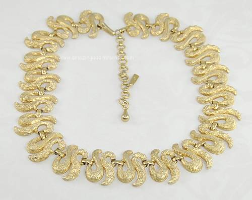 Vintage 1950s Monet Trevi Necklace