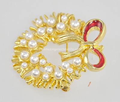 Danecraft Christmas Wreath Pin