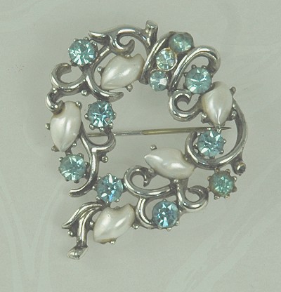 LISNER Refined Rhinestone and Pearly Glass Wreath Pin