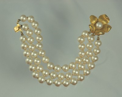Exquisite Vintage Simulated Pearl Bracelet from ALICE CAVINESS
