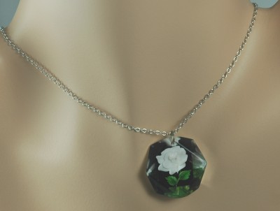 Lucite Floral Necklace