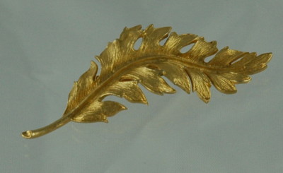 Gold Tone CORO Feather Brooch - BOOK PIECE