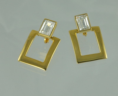 Eye-catching Signed PARK LANE Earrings