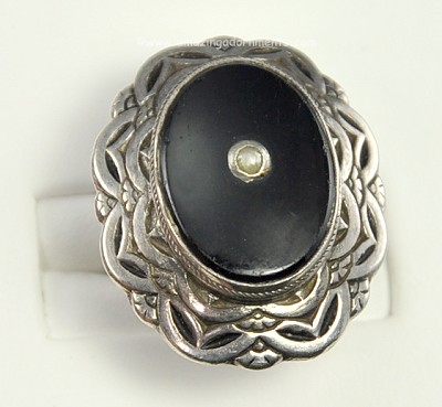 Sterling Silver Black Stone and Pearl Finger Ring Size 1.5