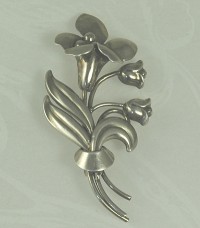 WALTER LAMPL 1940s Sterling Silver Floral Brooch