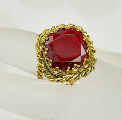 Flashy Vintage Ruby Red Glass Finger Ring Signed WEST GERMANY