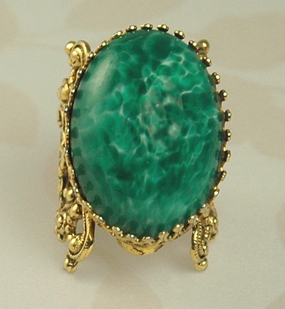 Vintage Ornate and Large Mottled Green Cabochon Finger Ring