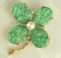 Vintage JOMAZ Peking Glass and Rhinestone Clover Brooch