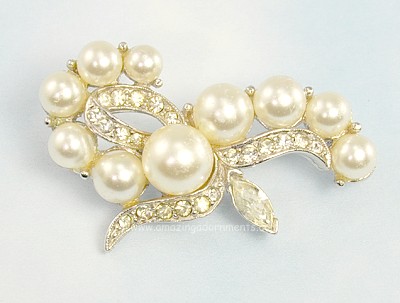 Refined Vintage Unsigned Clear Rhinestone and Faux Pearl Brooch