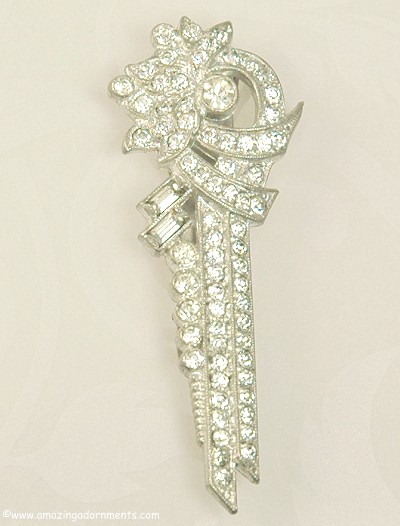 Exquisite Art Deco Rhinestone Key Shaped Clip