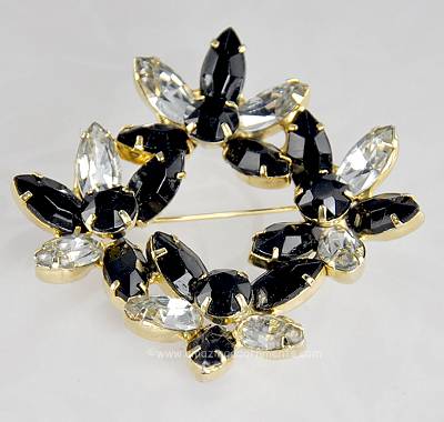 Stunning Vintage DELIZZA and ELSTER Black and Clear Rhinestone Brooch