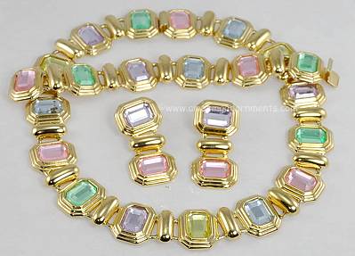 Significant Unsigned Pastel Glass Necklace, Bracelet and Earring Parure