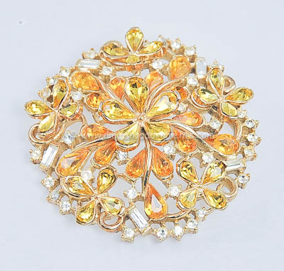 Outstanding Vintage Rhinestone Brooch Signed CROWN TRIFARI