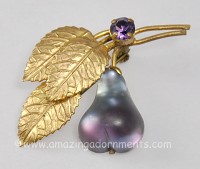 Luscious Vintage Single Austrian Pear Fruit Pin