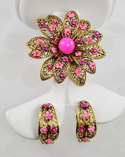 Sizzling Vintage Tiered Filigree and Enamel Flower Brooch and Earring Set Signed ART