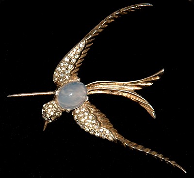 Sterling and Pave Set Rhinestone Jelly Belly Bird Hat Pin Signed NETTIE ROSENSTEIN ~ BOOK PIECE
