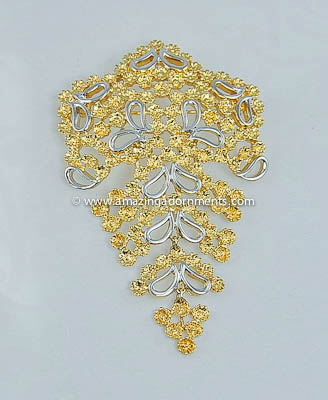 Intricate Unsigned Vintage Articulating Stylized Leaf Brooch