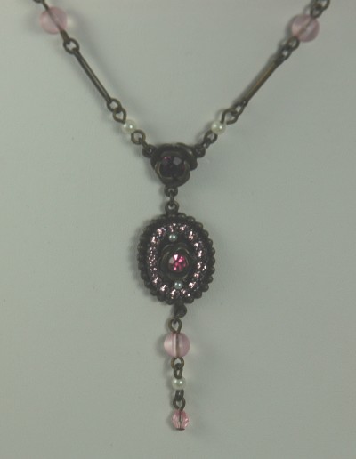 Beautiful Victorian Style Lavaliere Necklace