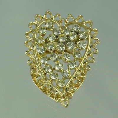 Absolutely Breathtaking Heart Shaped Clear Rhinestone Clip