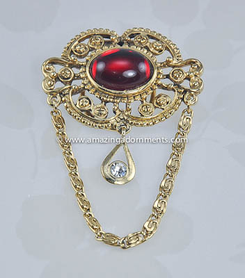 Ostentatious Vintage Unsigned Red Cabochon Scarf Clip