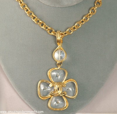 MAISON GRIPOIX for CHANEL Poured Glass Pendant Necklace