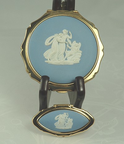 WEDGWOOD and STRATTON of England Vintage Powder Compact and Lipstick Holder