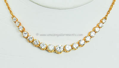 Breathtaking Contemporary Necklace with Icy Cubic Zirconia