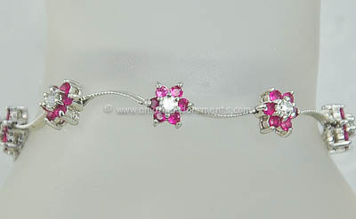 Delicate Vintage Unsigned Pink and Clear Star Flower Bracelet