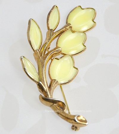 Stylish Vintage Yellow Poured Glass Floral Brooch Signed TRIFARI