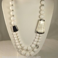 Vintage KUNIO MATSUMOTO for TRIFARI Mod White Bead Necklace