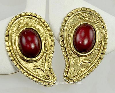 Refined Vintage Comma Shape Earrings with Carmine Red Cabochons