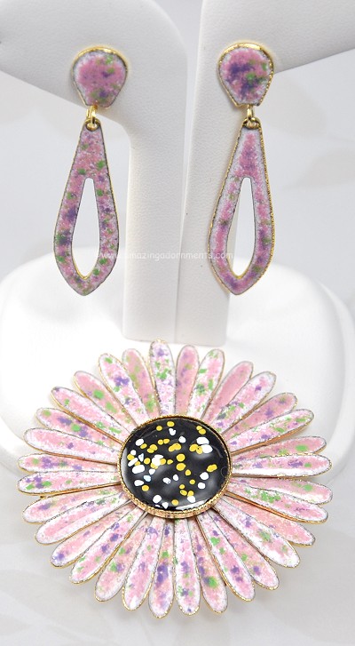 Irresistible Pink Speckled Enamel Daisy Flower Pin and Earring Set