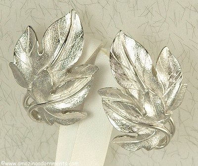 Wonderful KUNIO MATSUMOTO for TRIFARI Layered Leaf Earrings