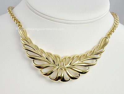 Newer Signed TRIFARI Necklace with Ridged Open Centerpiece