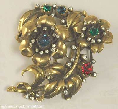 Superb Rhinestone Flower Clip en- Tremblant Signed CROWN TRIFARI 1939 Patented