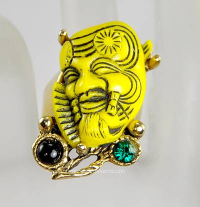 Very Rare Vintage Yellow Asian Devil Face Ring with Stones Signed SELRO CORP