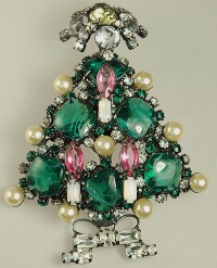 LARRY VRBA Art Glass, Rhinestone and Faux Pearl Christmas Tree Pin with Candles